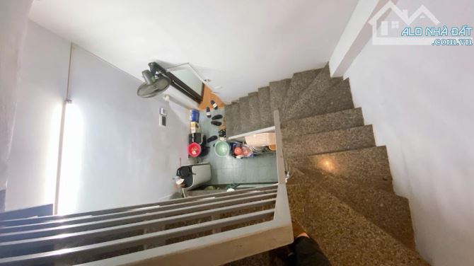 BÁN NHÀ TRẦN QUỐC HOÀN CẦU GIẤY 50M MT3.5M 4 TẦNG 15 TỶ KINH DOANH ĐỈNH Ô TÔ TRÁNH - 3