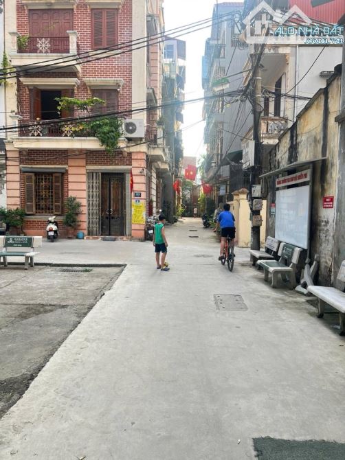 BÁN NHÀ VÕ CHÍ CÔNG CẦU GIẤY 25m MT3.2m 5TẦNG 5.8 TỶ NGÕ Ô TÔ HÀNG XÓM TÂY HỒ AN SINH ĐỈNH - 3