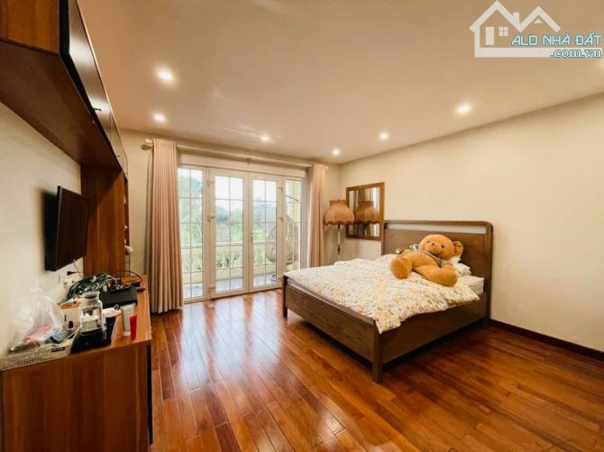 BÁN NHÀ LIỀN KỀ 91 NGUYỄN CHÍ THANH - Ô TÔ TRÁNH - VỈA HÈ - KINH DOANH - Ở ĐẲNG CẤP - 3