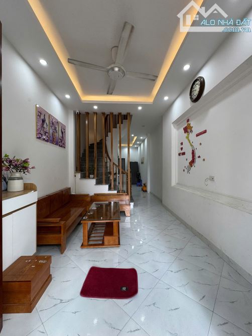 🌟 NHÀ DÂN ĐỘC LẬP - XE TẢI ĐỖ CỬA - 4 TẦNG - 45M² - GIÁ CHỈ 3,7 TỶ – PHƯỢNG ĐỒNG, CHƯ - 3