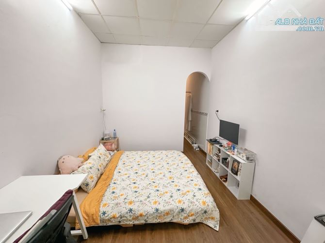Bán nhà đẹp Cách Mạng Tháng 8 Quận 3, 30m2 2 tầng ở liền giá nhỉnh 4 tỷ - 3
