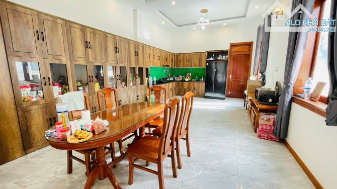 Cần bán nhà mới 99% đường Lữ Gia Đà Lạt 117m2, ngang 6, dài 19.5 mét 1 trệt, 2 lầu, 5 PN - 3