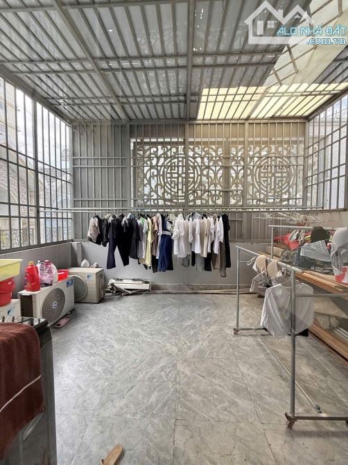 4 TẦNG ĐÚC BTCT ~ 60M² (4x14) – 5,8 TỶ – NGAY CHỢ CẦU, Q12 – HẺM XE HƠI QUAY ĐẦU - 3