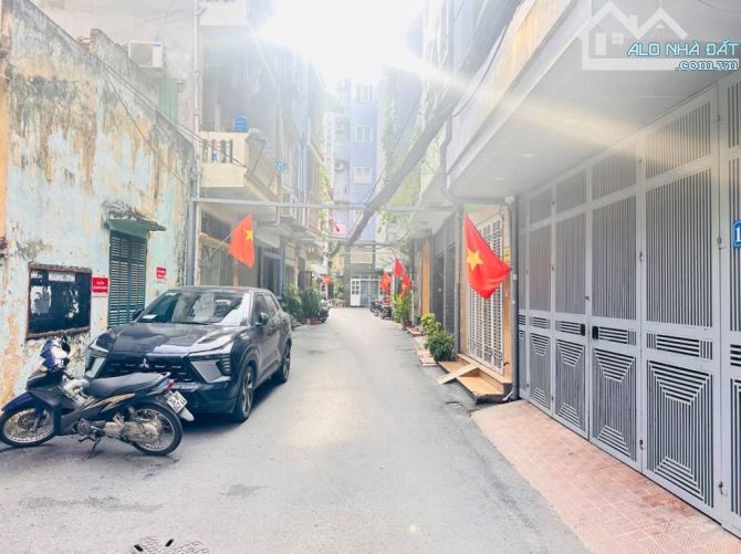 Bán nhà Nguyễn Chí Thanh 2 mặt ngõ oto tránh, sổ 40m thực tế 48m. - 3