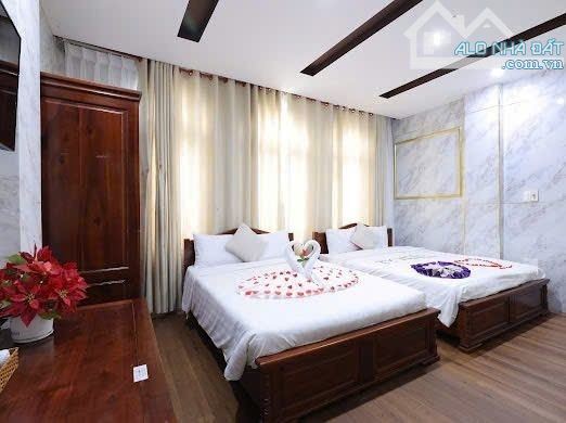 TOÀ KHÁCH SẠN LOSEBY – SÁT BIỂN MỸ KHÊ – VIEW PHÁO HOA - 3