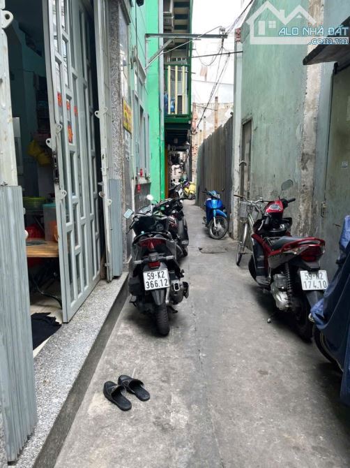 NHÀ 3 TẦNG ,ĐỖ NGỌC THẠNH , NGUYỄN CHÍ THANH, Q5 CHỈ HƠN 3 TỶ. - 3