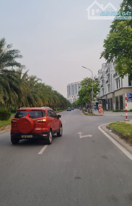 BÁN ĐẤT-PHÚC ĐỒNG-Ô TÔ VÀO ĐẤT- NGÕ THÔNG-LÔ GÓC-NỞ HẬU-MẶT TIỀN BỀ THẾ-86M-14,5 TỶ - 3