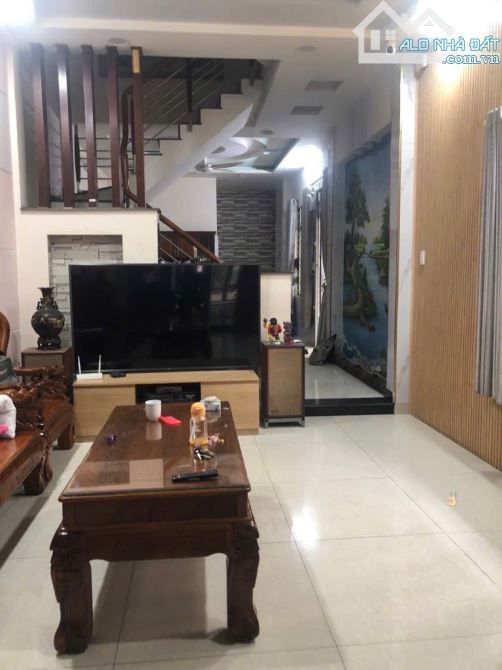 8.9 tỷ, BÁN NHÀ 4 tầng p14 Gò Vấp, lô góc, hẻm xe hơi, 4x16. - 3