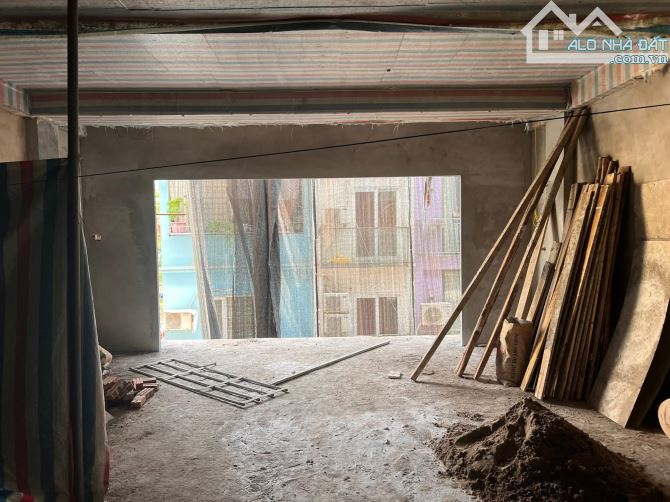 Bán Siêu Phẩm 8 tầng thang máy Mặt Phố Quận Hai Bà Trưng.  108m2-MT:6,3m. 2 mặt tiền - 3