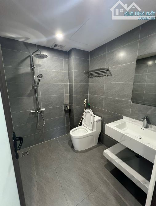 Bán nhà Bát Khối, Long Biên 30m2, 5 tầng, cách ô tô 15m, 5.85 tỷ - 3