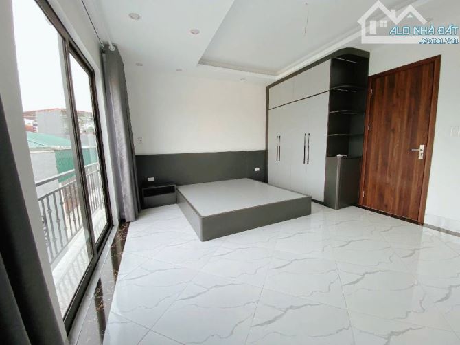 Khuyến Lương- Hàng Xóm Gamuda- 35/40m - 8.2 tỷ- 7 tầng thang máy fun nội thất- gân ô tô - 3