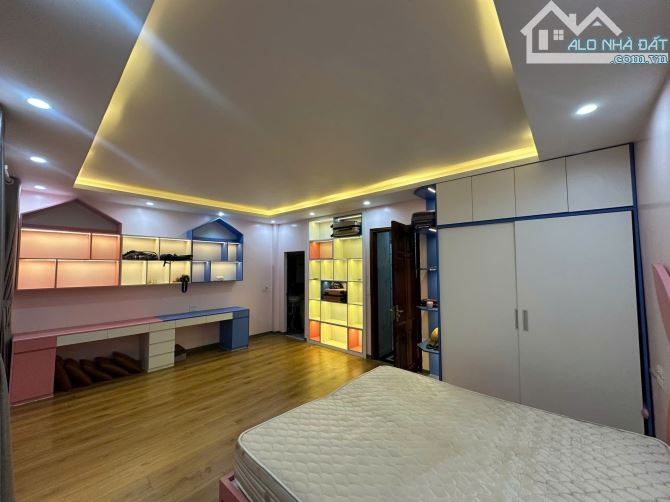 NHÀ ĐẸP Ở NGAY - 5 TẦNG - THANG MÁY - TẶNG FULL NỘI THẤT - NGÕ THÔNG KHẮP NGẢ - NGÃ 5 HÀ T - 3