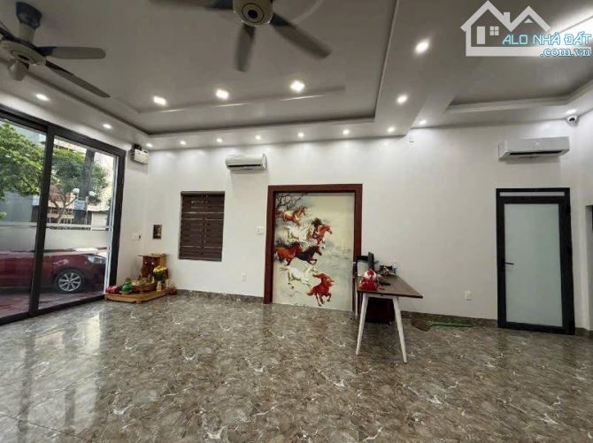 Bán căn nhà 2 tầng mặt đường đôi Nguyễn Văn Linh, ph Thanh Bình, TP HD, 65.2m2, mt 6.5m - 3
