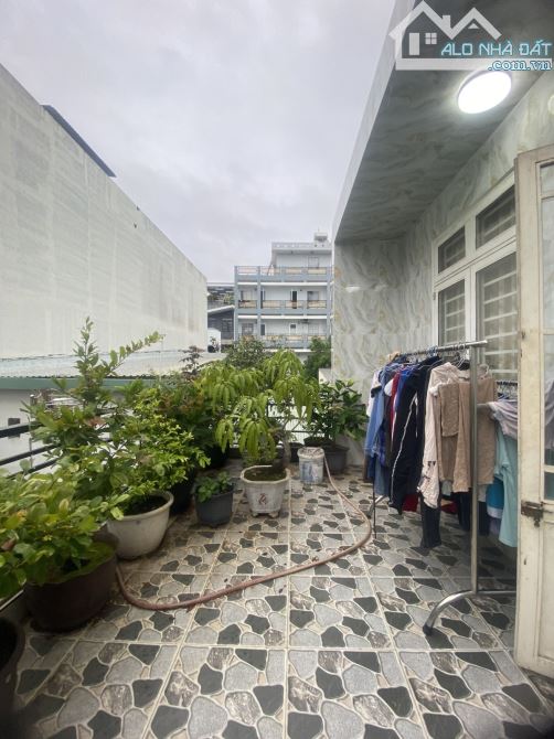 LÊ TẤN BÊ SÁT VÕ VĂN KIỆT --98M2--2 TẦNG --SHR--HOÀN CÔNG--GIÁ CHỈ :5.5 TỶ (TL) - 3