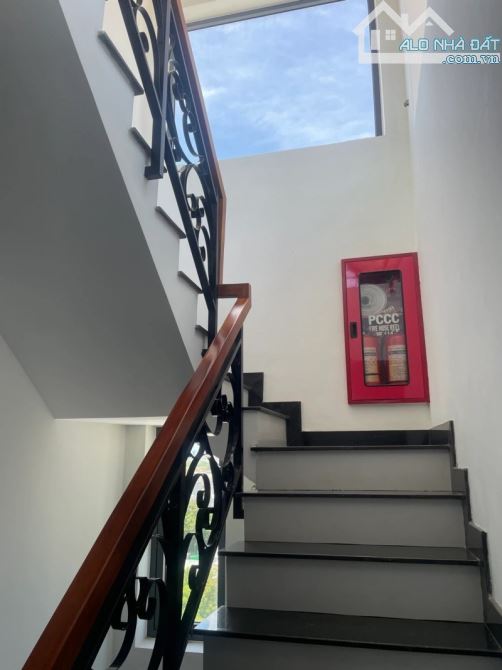 # Khách Sạn MT đường 10.5m Trần Quang Diệu cạnh EuroVilla, 10 tầng, thu ~ 220tr/th - 3
