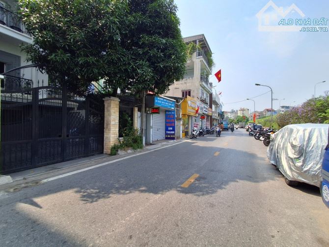 BÁN ĐẤT NGỌC THỤY – LONG BIÊN – 27.4 TỶ  - 193M2 – PHÂN LÔ – THANG MÁY - 3