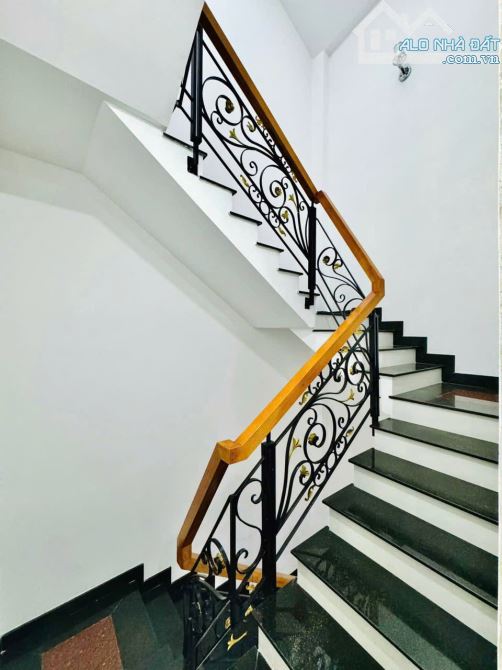 🏠Nhà Hẻm Xe Hơi💎 Phạm Văn Đồng💎4,6mx12m 5 Lầu-3PN 4WC💎Có Thang Máy💵9,7 Tỷ - 36
