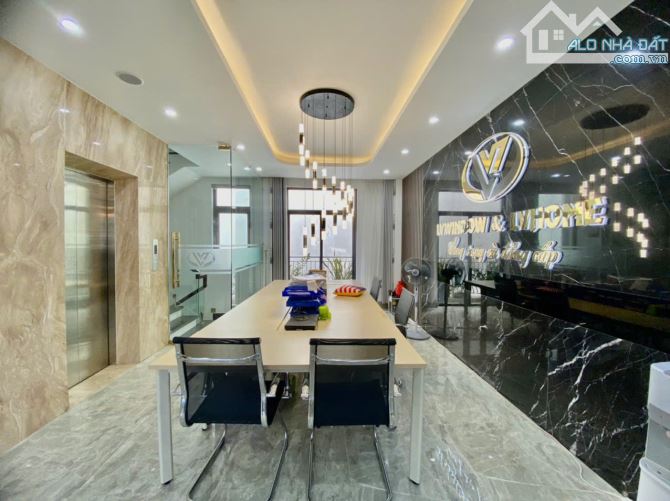 Cho thuê shophouse mặt đường Võ Nguyên Giáp, mặt tiền 7m, dt 114m, nhà 5 tầng đẹp - 4