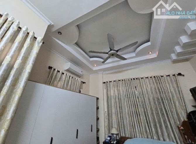🔥 BÁN ĐẤT TẶNG VILLA 3 TẦNG - DTSD 442M2 - NGANG 14M - CHỈ 2X TỶ - LÂM VĂN BỀN, P TÂN H. - 4