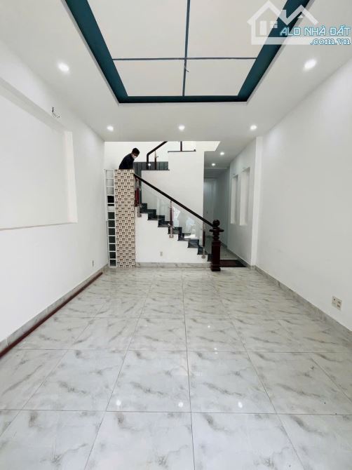 🏡 NGUYỄN XIỂN Q9. 57m2, 2 TẦNG ĐÚC - HẺM  THÔNG  XE HƠI, HƠN 4 tỷ (còn bớt) DÂN TRÍ CAO. - 4