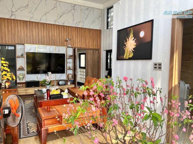 Nhà đẹp 5 tầng kiệt NGÔ GIA TỰ - TT TP HUẾ - 4
