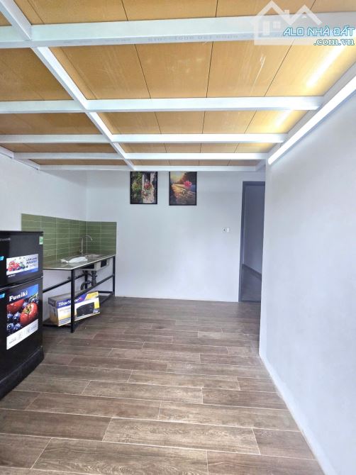 CHDV 11 Phòng thu nhập 55tr DT: 102m2 ngang 4.5m Giá 11.2 Tỷ - 4