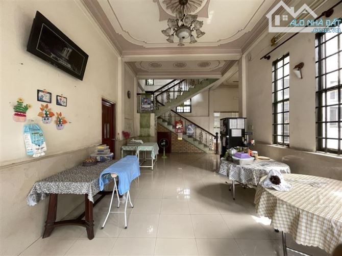 Biệt thự Mặt tiền đường số 1 P.13 GV, 278m2 ngang 14m, sổ vuông hoàn công đủ - 4
