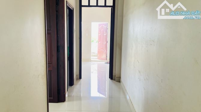 Căn nhà vườn chủ Ngộp Bạnk xã Xuân Sơn(Suối Rao cũ) - TP HCM Dt: 2216m2 thổ cư 100m - 4