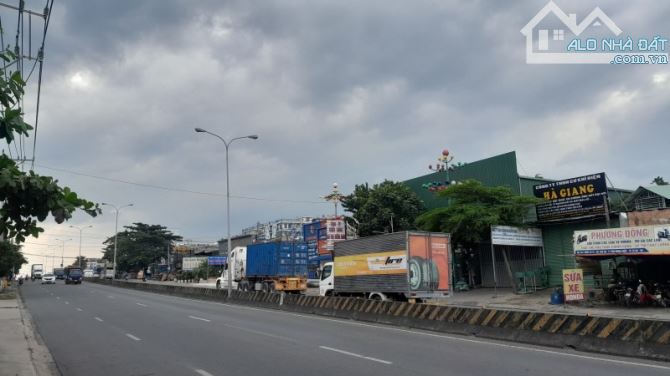 Bán nhà 3 Tầng MẶT TIỀN Quốc Lộ 1K,Ngang khủng gần 6M,giá đầu tư - 4