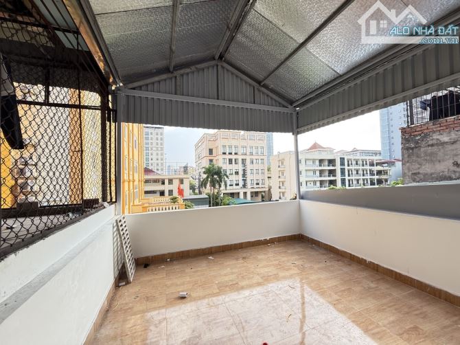 SIÊU PHẨM HOÀNG SÂM – CẦU GIẤY, DT 34m2 x 4 TÂNG, MT3,6m – Giá 7,3TỶ. - 4
