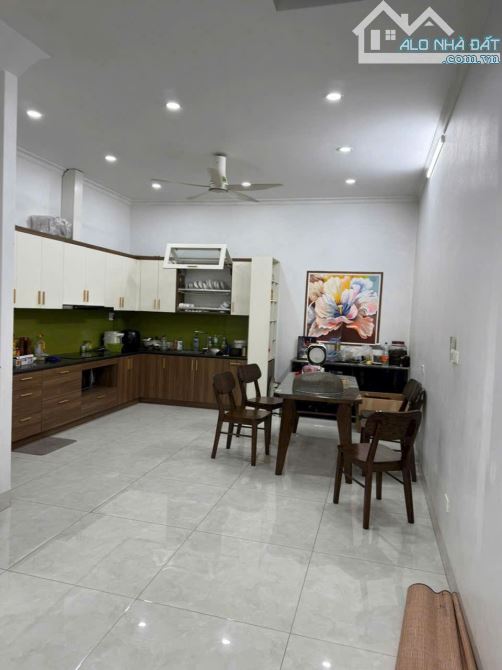 CẦN BÁN NHÀ CỰ KHỐI LONG BIÊN HÀ NỘI . - 4