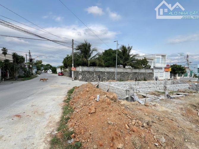🔥🔥🔥 Bán lô góc 2 mặt tiền  Vĩnh Thạnh- Nha Trang đường rộng 10 mét - DT : 116,7m2 - 4