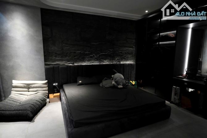 ĐƯỜNG BƯỞI – 30.5M², 6 TẦNG, MT 6.9M, 18 TỶ - 4