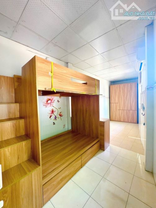 NGAY CHỢ GÒ XOÀI - 18M2 - 2 TẦNG - SHR - FULL NỘI THẤT - CHỈ 1.85 TỶ - 4