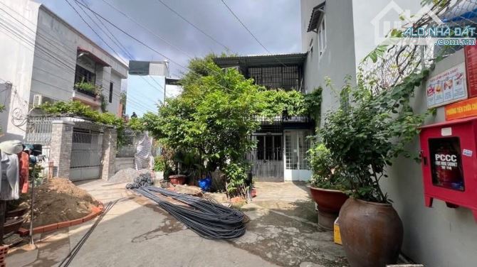 Bán nhà 3 tầng trong chợ Gò Vấp nhỉnh 4 tỷ - 4