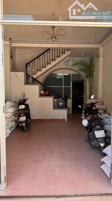 🌾BÁN NHÀ 3 TẦNG MẶT TIỀN NGUYỄN BỈNH KHUYÊM GẦN CHỢ ĐẦM - 4