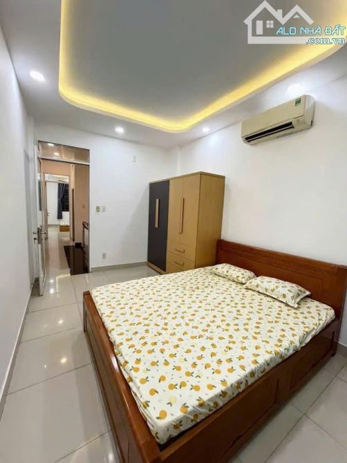 BÁN NHÀ MẶT TIỀN LÊ HOÀNG PHÁI,5 TẦNG, 70M2,DÒNG TIỀN 30 TR/T, NHỈNH 10 TỶ - 4