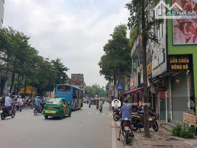 Giá đầu tư, mặt phố Lê Duẩn, vỉa hè rộng, MT lớn kinh doanh sầm uất, ô tô dừng đỗ 162m2 - 4