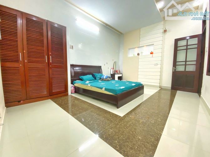Siêu phẩm 3 Tầng DT đất 106m Đinh tiên hoàng Hải Châu Chỉ  4tyx nhỏ xinh - 4