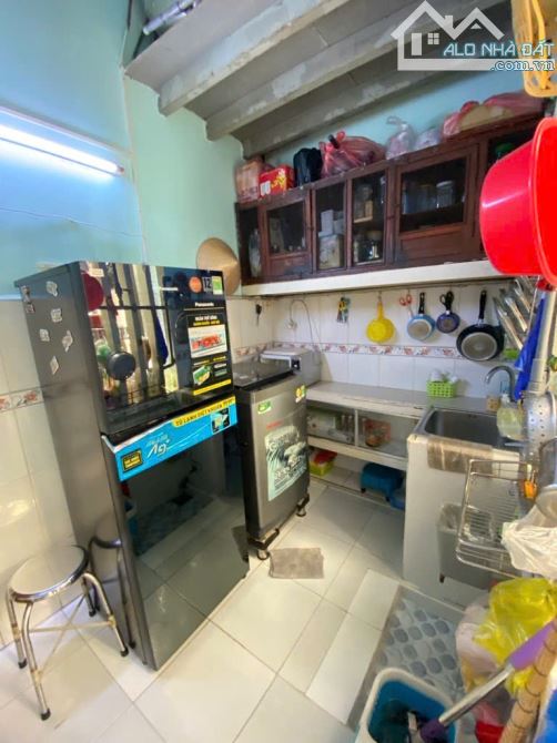RẤT NGỘP NÊN GẤP BÁN NHÀ 2 MẶT TIỀN - 3 TẦNG - NGANG 5M - GẦN 50M2 - TT Q4 - CHỈ 4.3 TỶ - 4