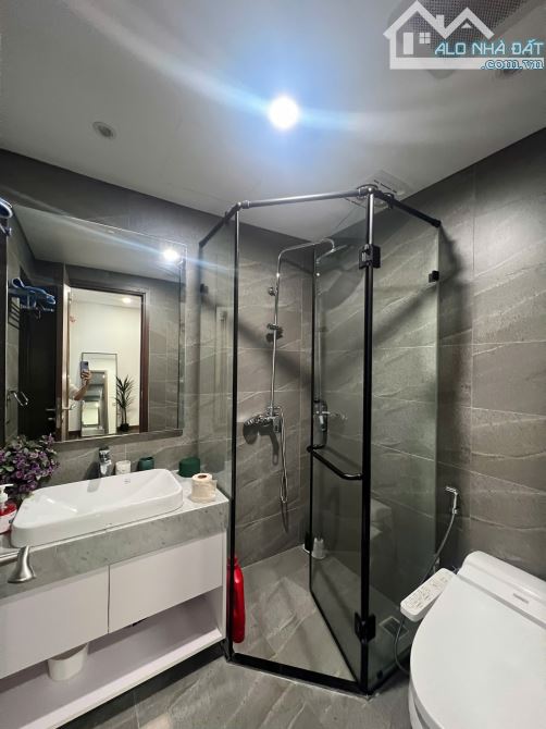 Bán căn hộ tại Green Diamond - DT 136m2, 3 ngủ, giá 19,5 tỷ, full nội thất, view thoáng - 4