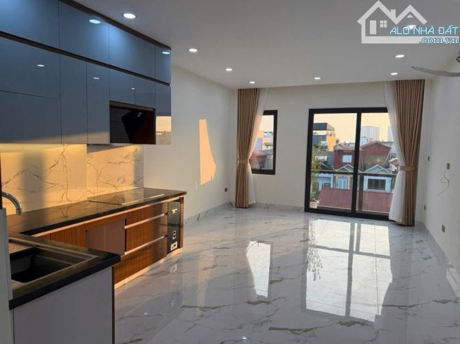 🏠 SIÊU PHẨM THẠCH BÀN – 43M², 6 TẦNG THANG MÁY – 9,3 TỶ - 4