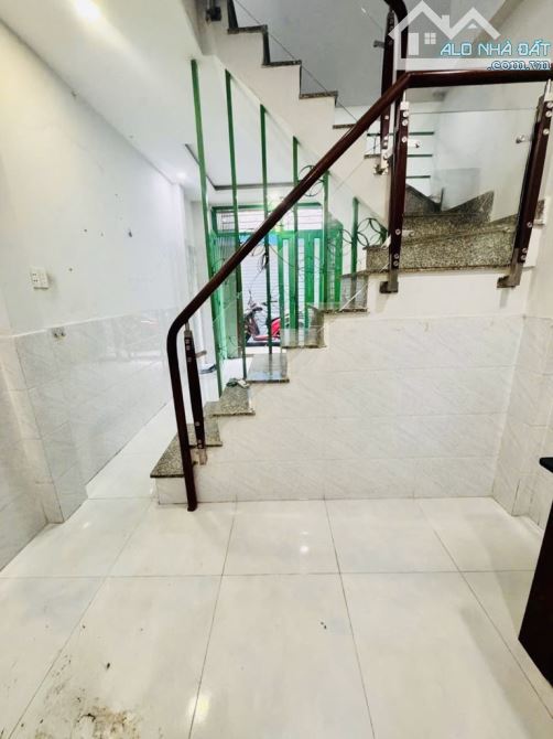 Nhỉnh 2 tỷ nhà sổ hồng riêng Quận Gò Vấp 27m2 đường Thống Nhất Phường 11 không quy hoạch - 4