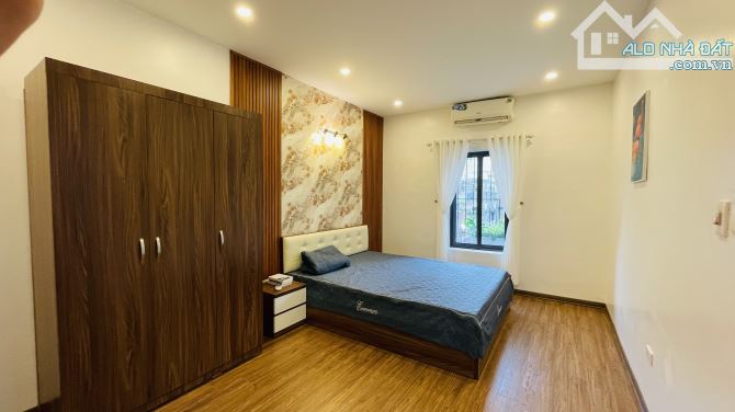 Tập thể như penthouse Hoàng Quốc Việt, Cầu Giấy 3 ngủ 2VS sổ đỏ riêng 86m2 4.59 tỷ - 4