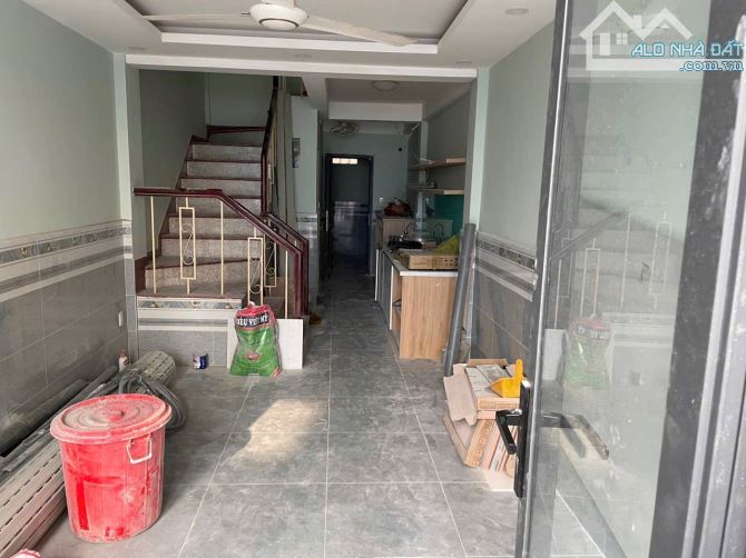 HẠ GIÁ BÁN GẤP NHÀ MỚI NỘI THẤT ĐẦY ĐỦ 6PN HXH TỚI NHÀ - 4