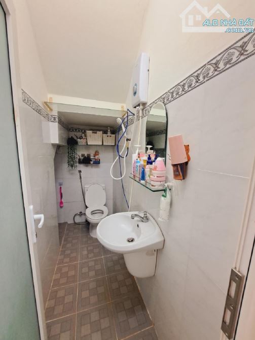 Bán nhà sát Quốc lộ 1A, 2 tầng-ngay CV Phần mềm QUANG TRUNG. Ngang đỉnh 6m_ 65m2 💰 2ty750 - 4