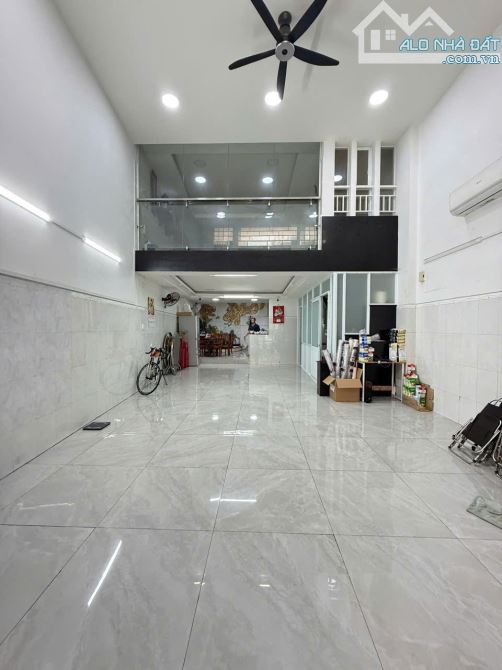 Mặt Tiền kinh doanh ngay Lê Trọng Tấn - Đại Học Công Thương (6.8x18m) 4 Tầng chỉ 16.8 tỷ - 4