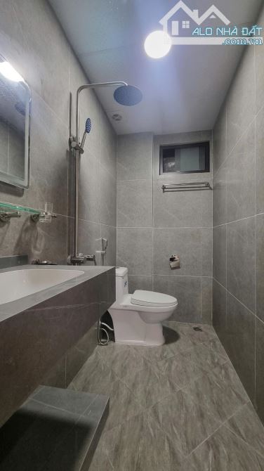 7 TỶ NHỎ. NHÀ 35M2 . VỚI 6 TẦNG.LÔ GÓC 3 THOÁNG TRÀN NGẬP ÁNH SÁNG - 4