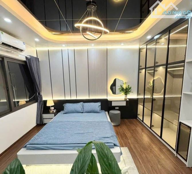 PHỐ THẠCH BÀN – 7 TẦNG THANG MÁY – GARA 2 Ô TÔ – FULL NỘI THẤT CAO CẤP – VIEW HỒ ĐIỀU HÒA - 4