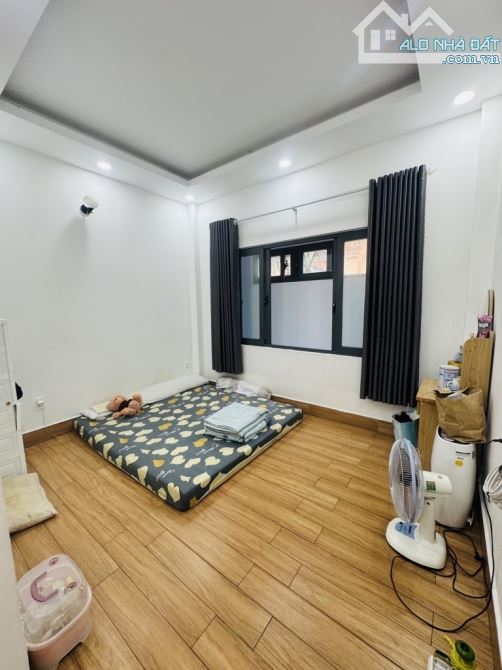 Bán nhà 4 tầng Phan Huy Ích, P.12 Gò Vấp, hẻm ô tô, gần Emart 2, giá chỉ 6 tỷ ++ - 4